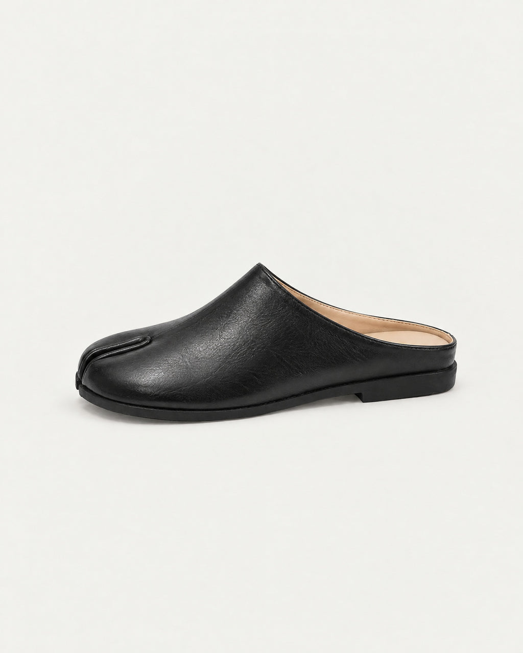 Black Tabi Mules Gion, side profile