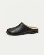 Black Tabi Mules Gion, side profile